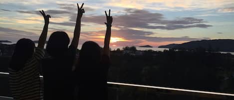 Superior-Apartment, 3 Schlafzimmer, Balkon, Meerblick | Strand-/Meerblick