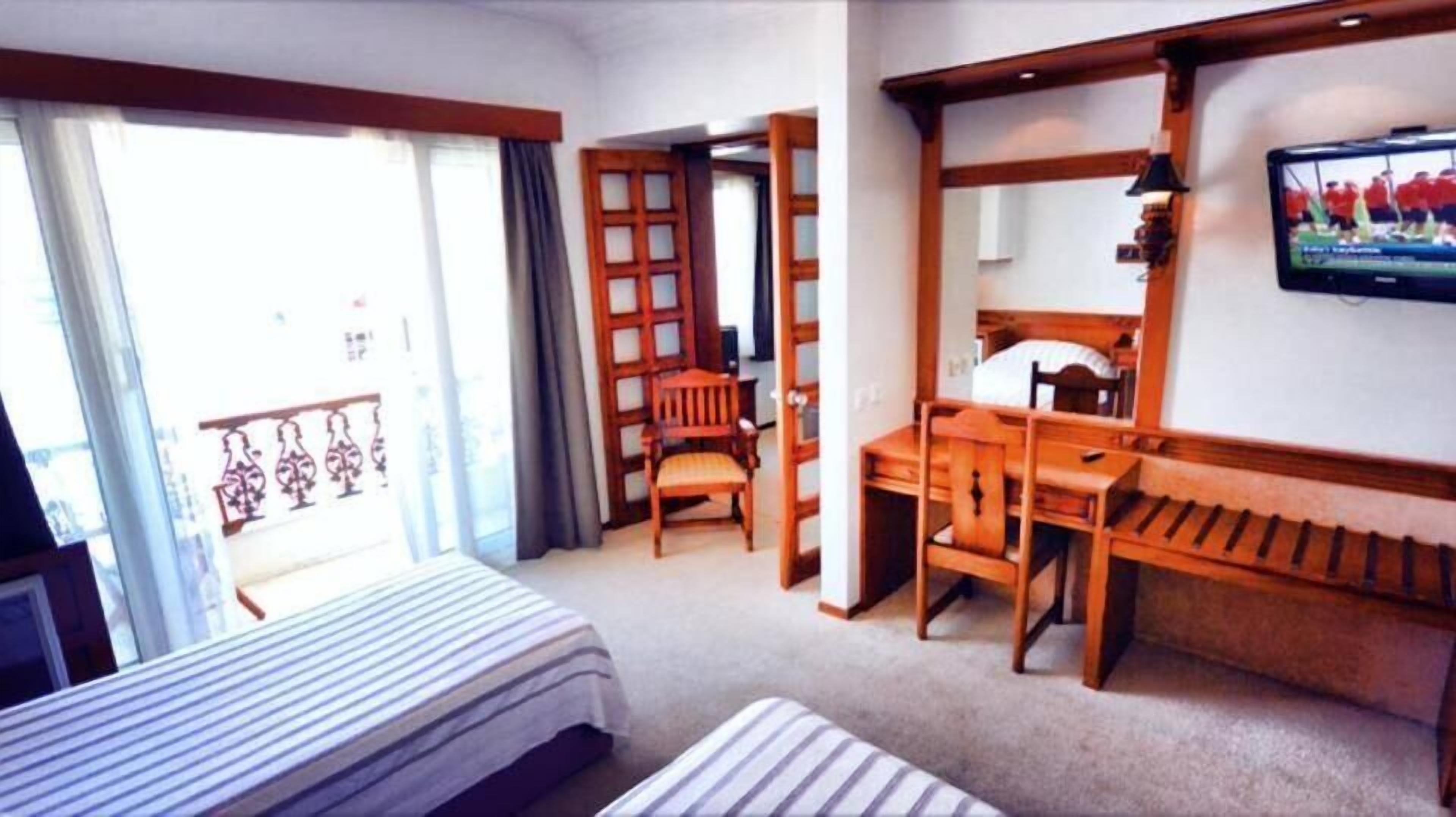 minibar, in-room safe, desk, soundproofing