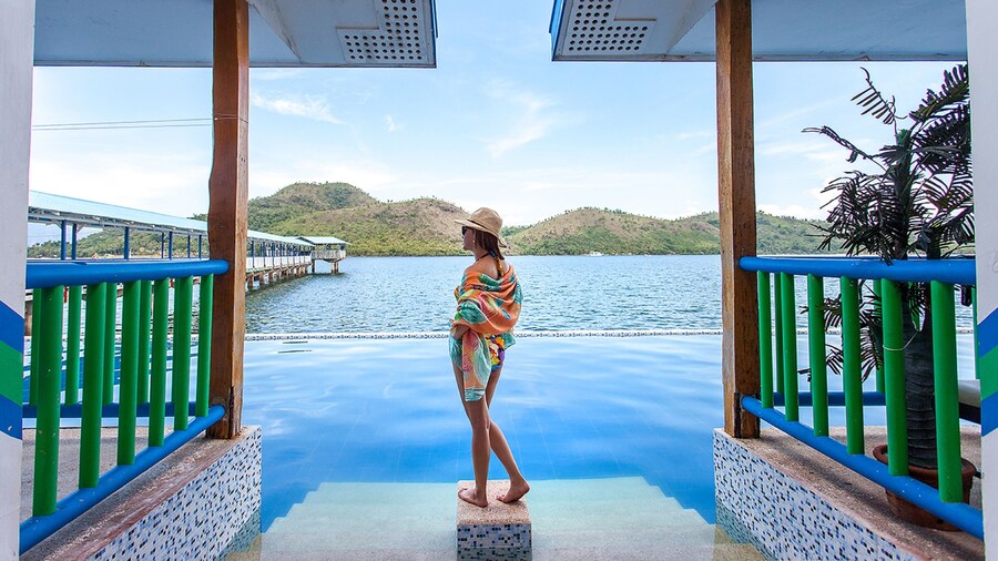 Coron Underwater Garden Resort