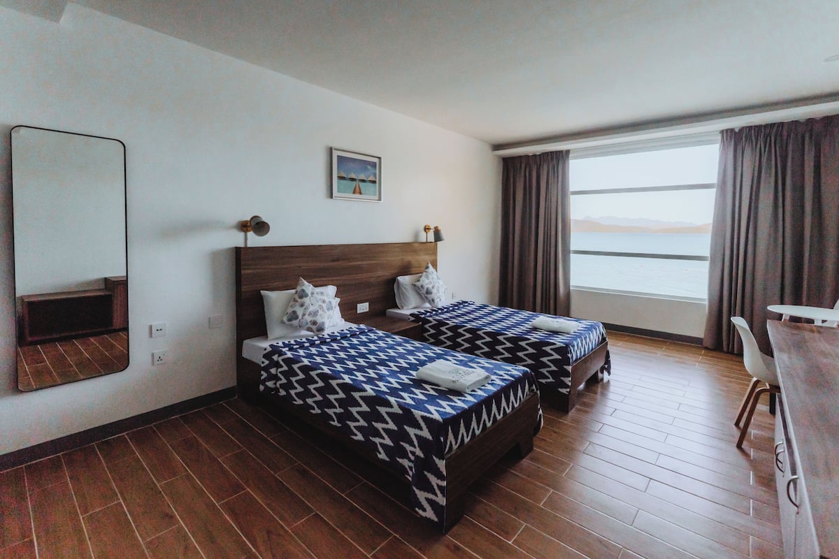 Chambre avec lits jumeaux, vue baie | Rideaux occultants, chambres insonorisées, draps fournis