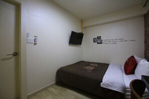 Standard Room (No paking) | Premium bedding, free WiFi