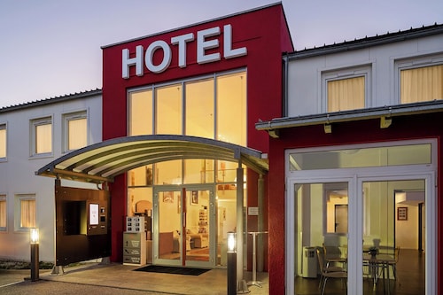 SLEEEP Hotel Sattledt
