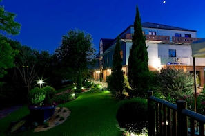 Front of property - Hotel Aretxarte (Zamudio)