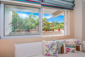 Departamento | Decoración personalizada, escritorio y insonorización