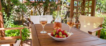 Stamatakis Boutique Studios