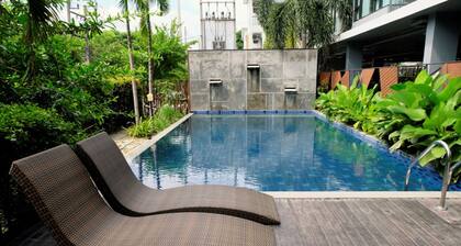 A Good Nite at Chang Klan