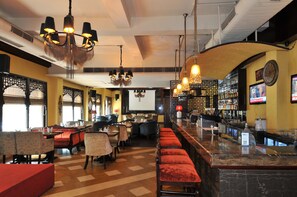 International cuisine - Qutub Residency (New Delhi)