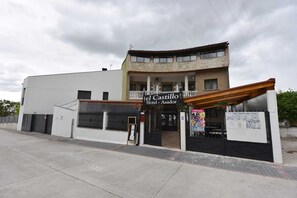 Front of property - El Castillo (Larraga)