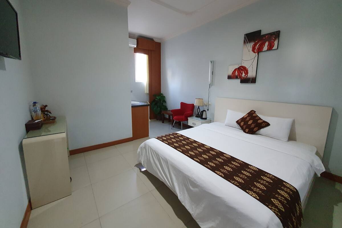 City Double or Twin Room | Desk, WiFi (free)