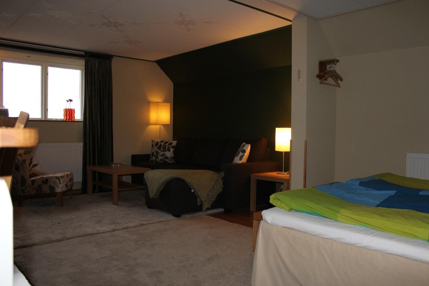 1 bedroom, minibar, blackout curtains, cots/infant beds