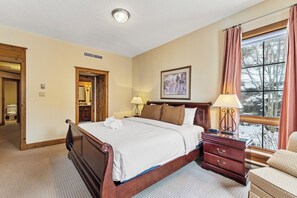 Equinoxe152-5, 3 Bedrooms | 1 chambre, fer et planche à repasser, accès au Wi-Fi (inclus)