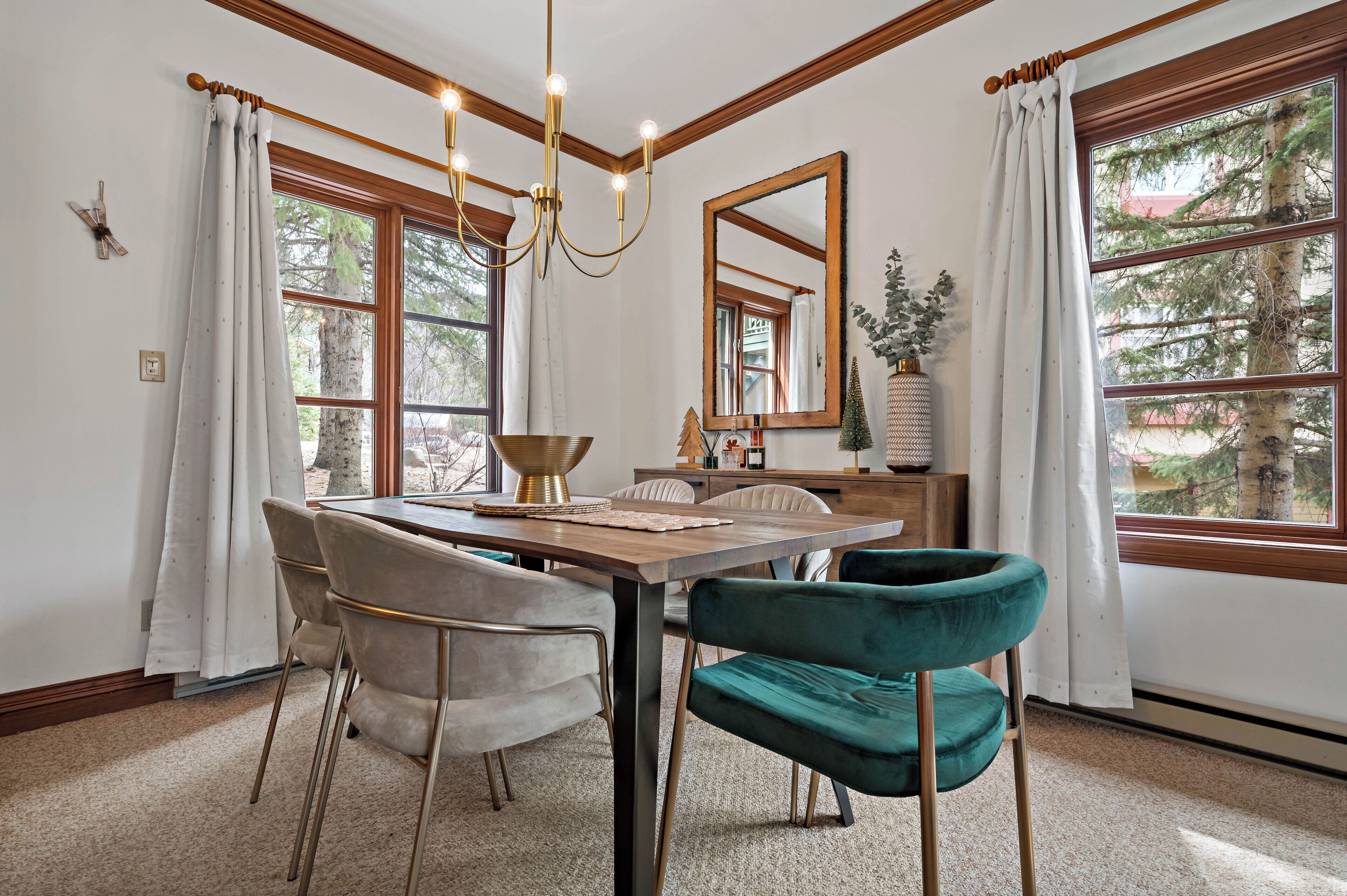 Plateau sur la Montagne 232-1, 2 Bedroom | 客室内のダイニングエリア