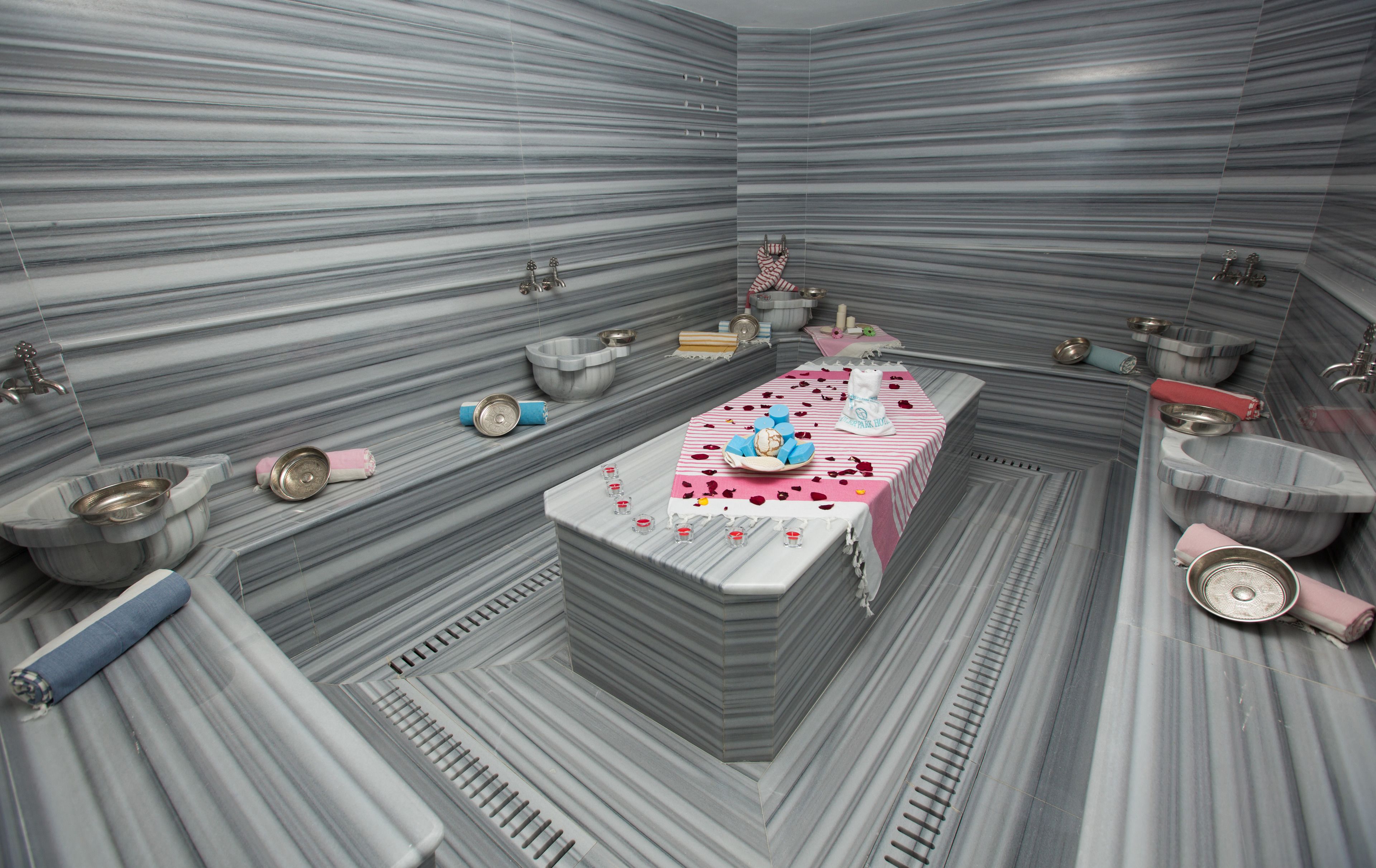 couples treatment room(s), sauna, turkish bath/hammam