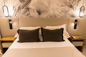 In-room safe, soundproofing, free WiFi, bed sheets - Los Pinos Resort & Spa Termal All Inclusive (Termas de Rio Hondo)