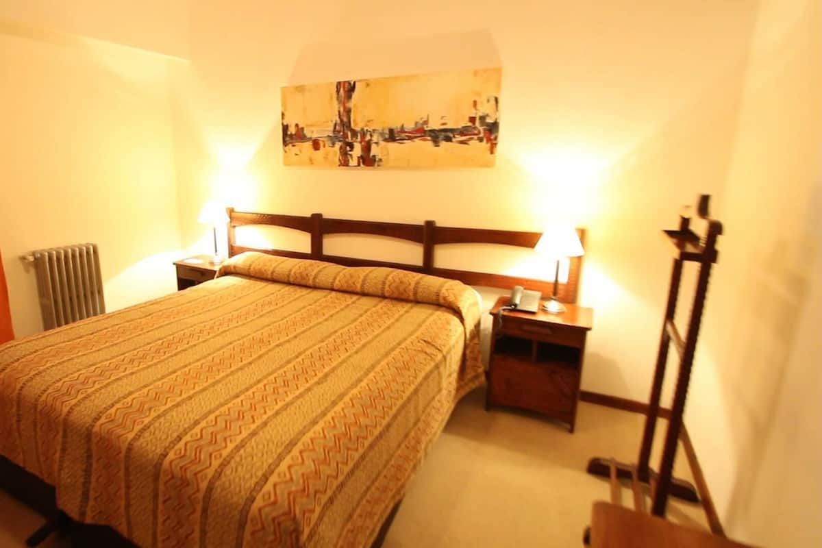 In-room safe, soundproofing, WiFi (free), bed sheets