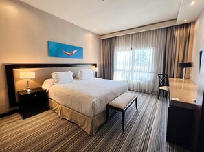 Tallelokero huoneessa, äänieristys, ilmainen Wi-Fi, vuodevaatteet