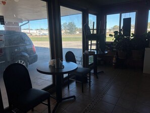 Reception - Crete Inn by Capital O Near Lincoln (Crete)