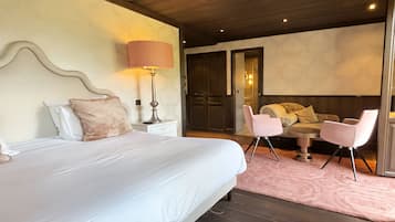Panoramic Double Room, Terrace, Mountain View | Premium bedding, in-room safe, individually decorated