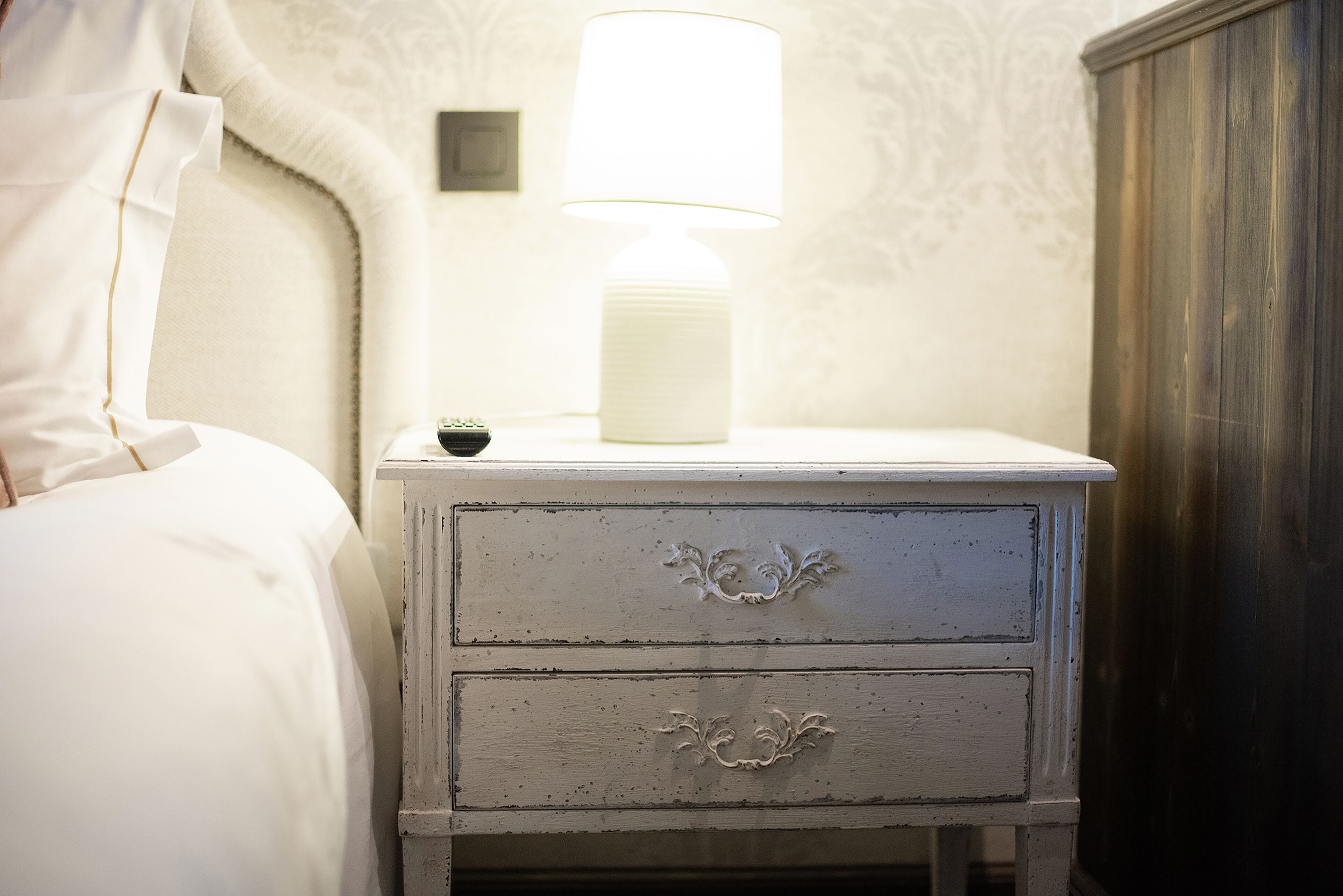 standard double room (flocon) | premium bedding, in-room safe, individually decorated