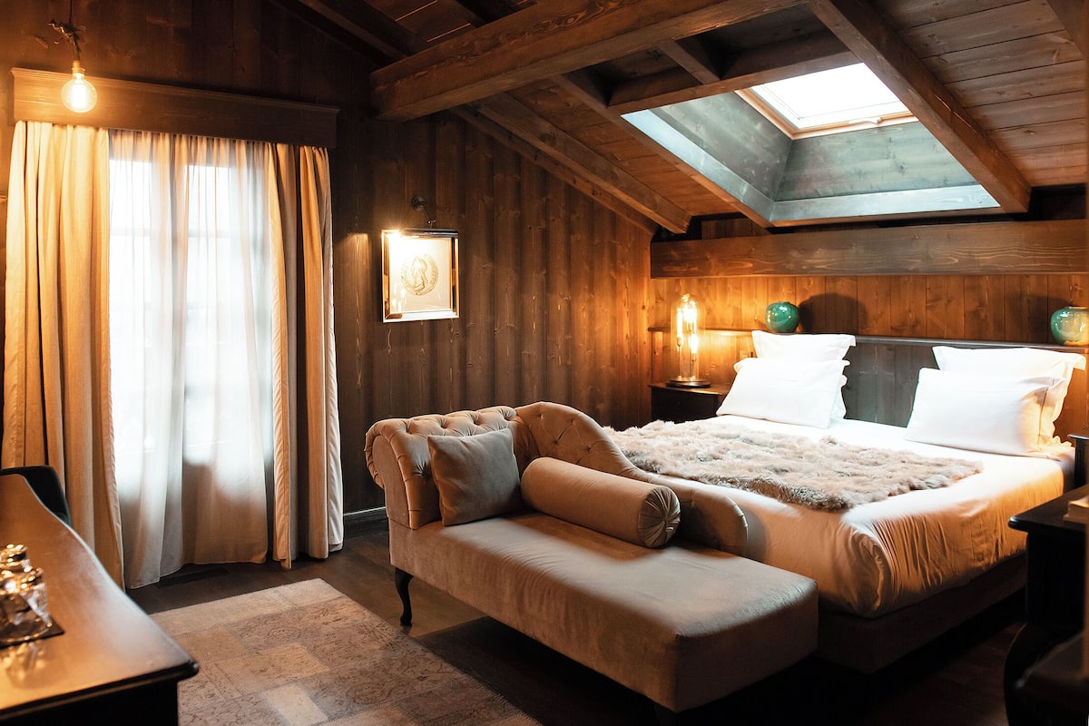 Comfort Double or Twin Room (Glacier) | Premium bedding, in-room safe, individually decorated