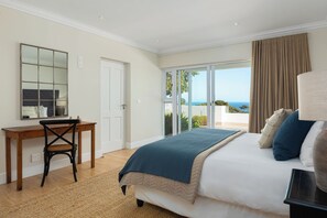 Luxury Villa, 4 Bedrooms (15 Ottawa) | 4 bedrooms, premium bedding, in-room safe, individually decorated - 15 Ottawa (Cape Town)
