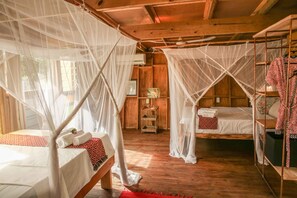 Private ensuite cabin "Diana Ross"