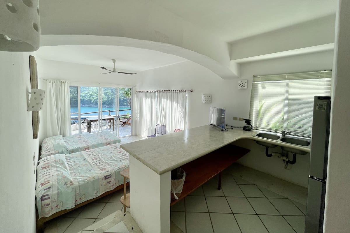 Studio Suite, Kitchenette