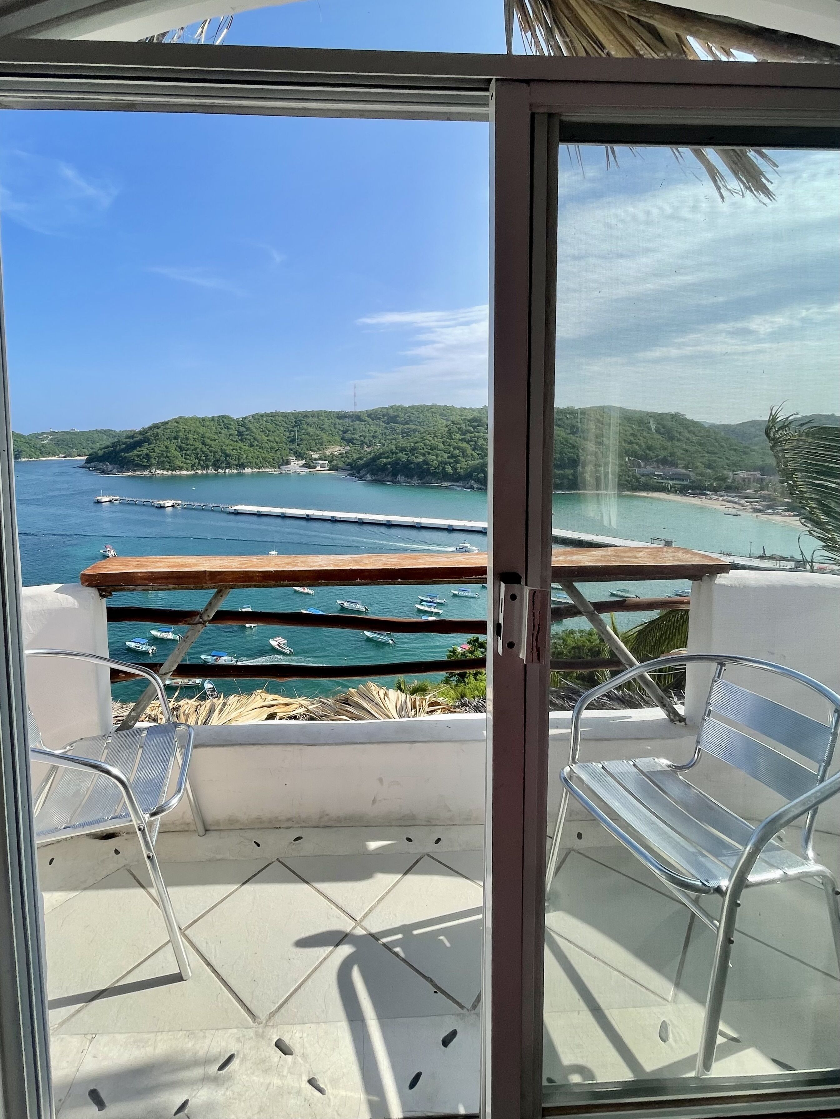 Suite, 1 cama King size | Caja de seguridad en la habitación y escritorio 