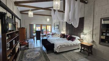 Luxury Double Room | 1 bedroom, down comforters, minibar, in-room safe