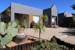 Comfort Chalet, 1 Bedroom (Rommel Self-catering Unit, En-suite) | Down comforters, minibar, in-room safe, individually decorated - Daisy Country Lodge (Nama Khoi)