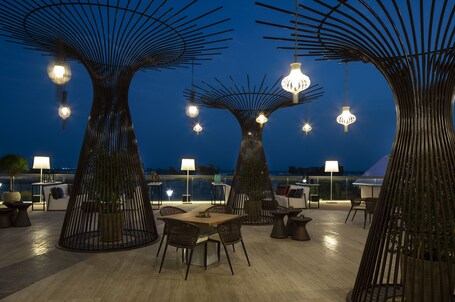 Grand Hyatt Abu Dhabi Hotel And Residences Emirates Pearl - Image 31