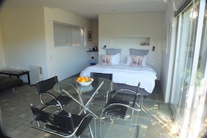 1 bedroom, rollaway beds, free WiFi