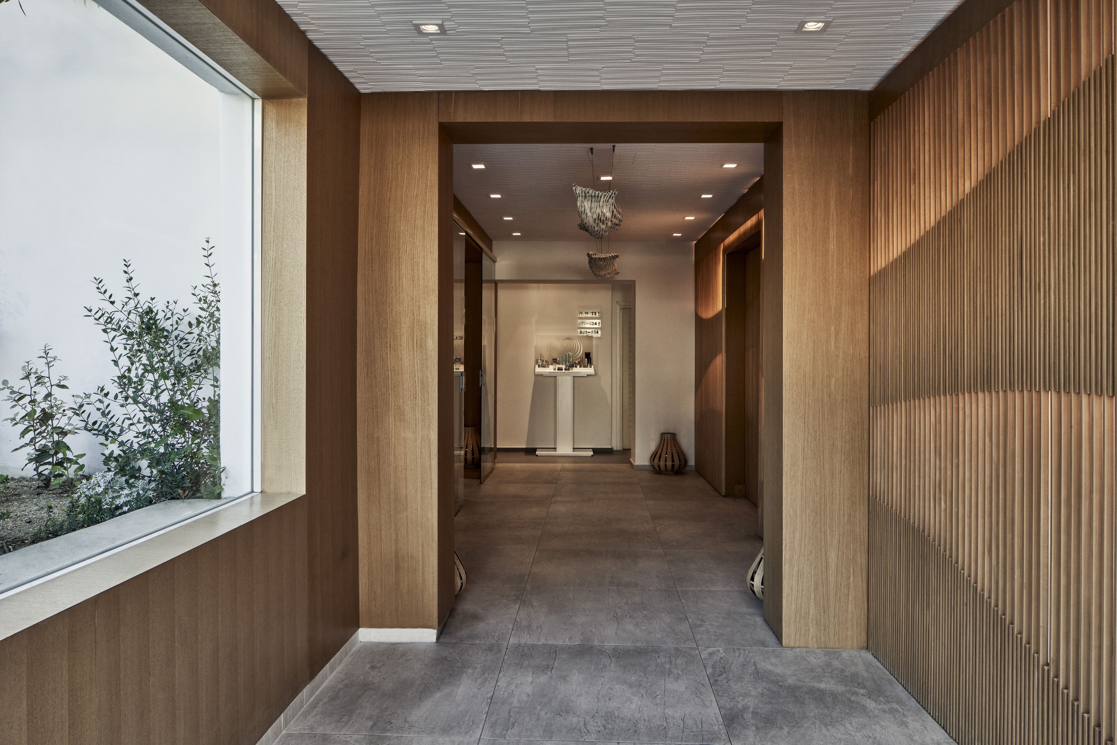 couples treatment room(s), sauna, steam room, body treatments, mud baths