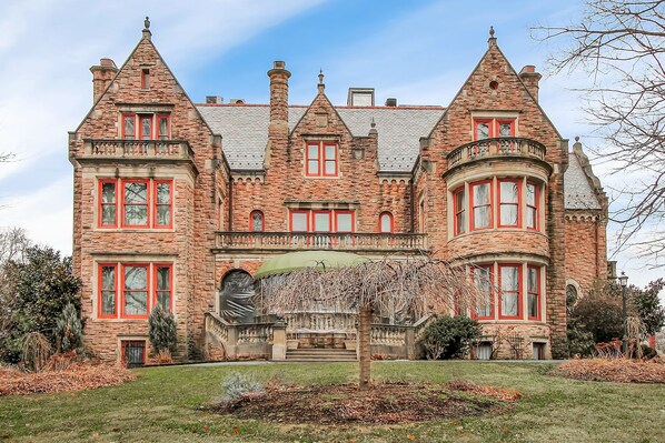 Fachada del alojamiento