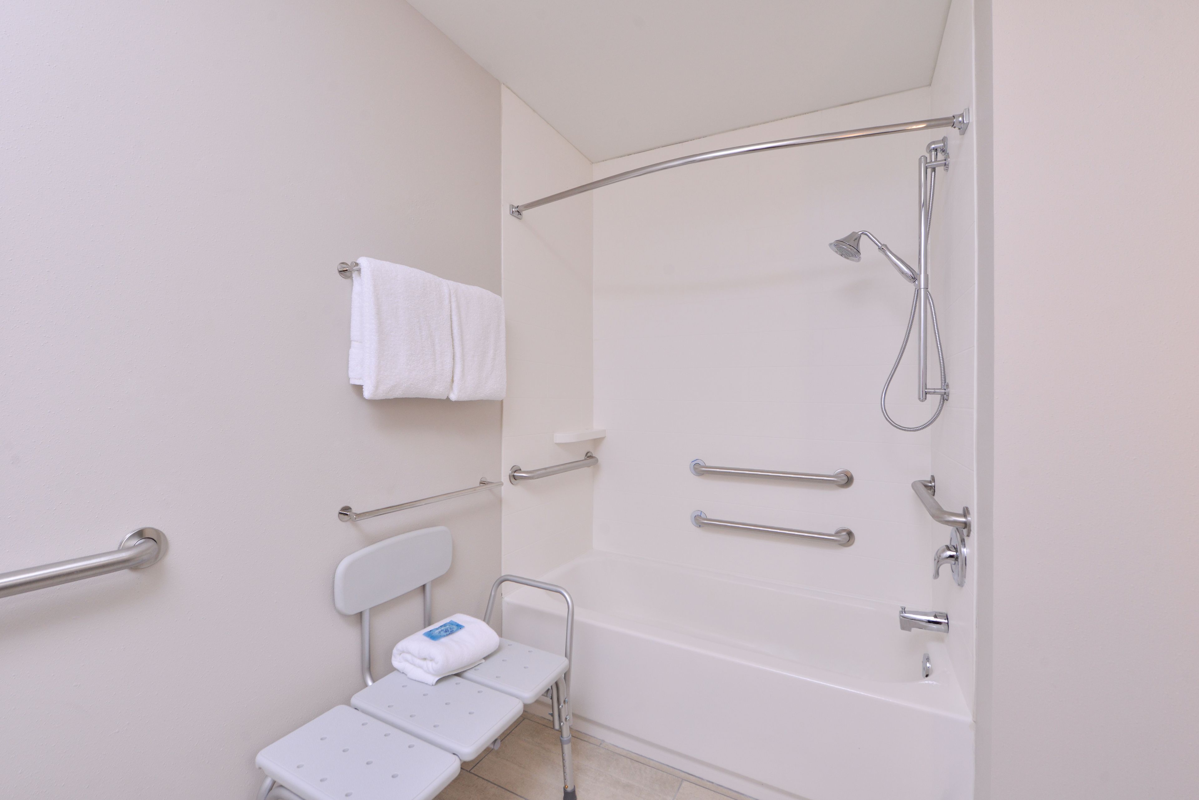 separate bathtub and shower, free toiletries, hair dryer, towels