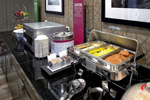 Tägliches inbegriffenes Frühstücksbuffet