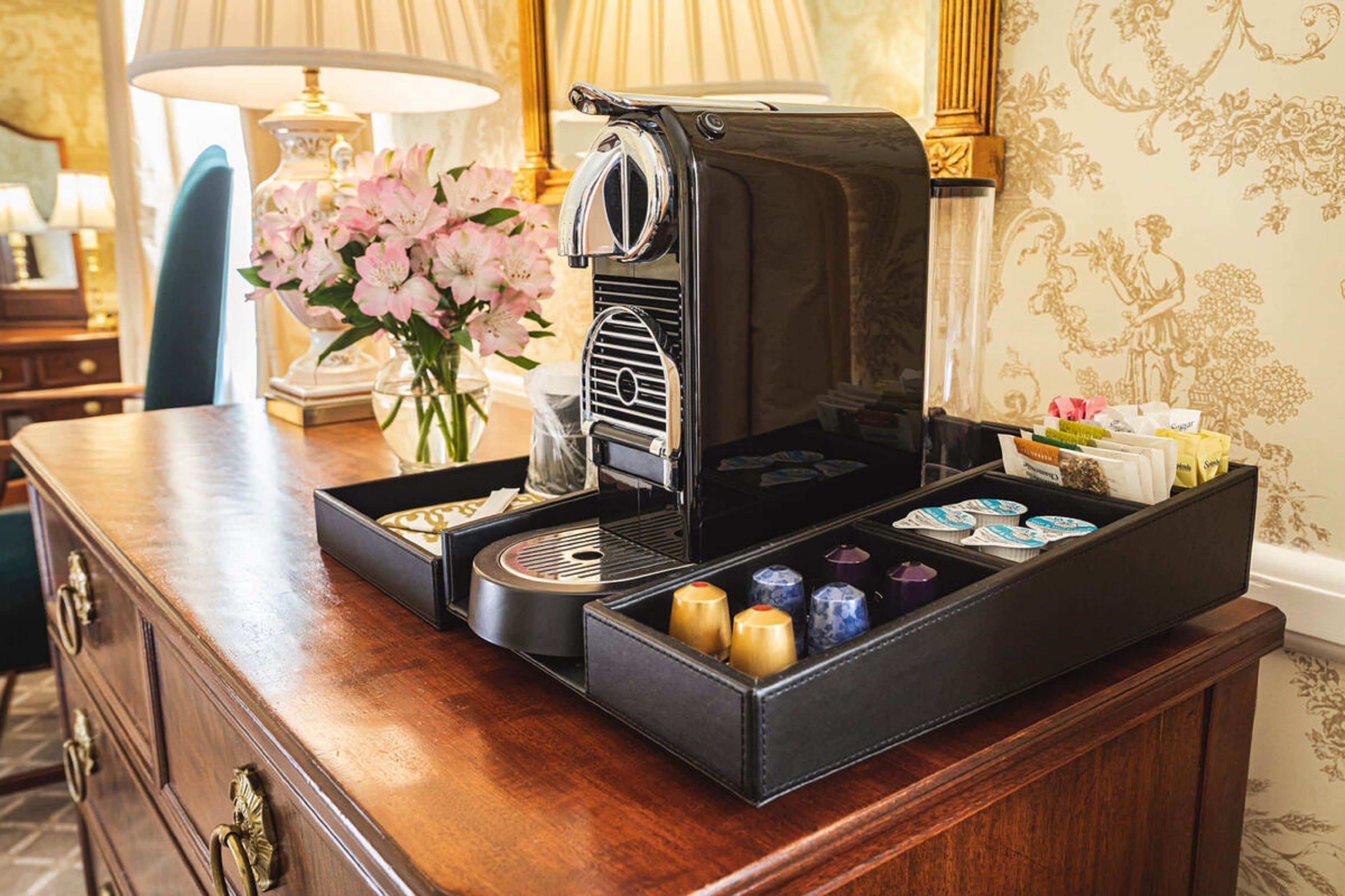 1 bedroom, premium bedding, pillow-top beds, in-room safe