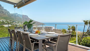 Luxury House, 5 Bedrooms (Hely Horizon) | Terrace/patio