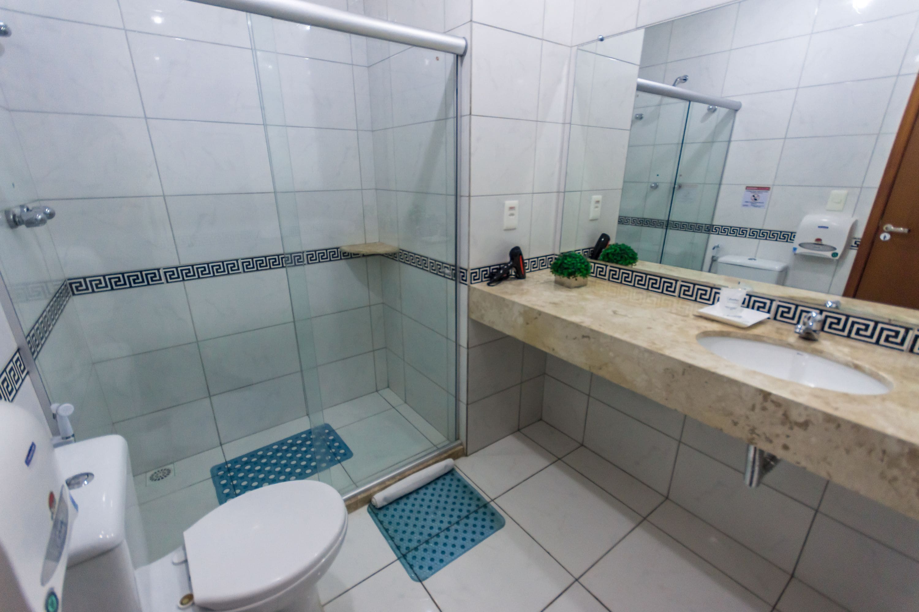 shower, free toiletries, towels