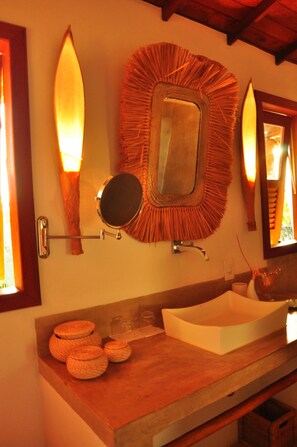 Free toiletries, hair dryer, bathrobes, soap - Guest House Villa 2 Santos (Porto Seguro)