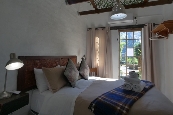 Basic Double Room | Garden view
