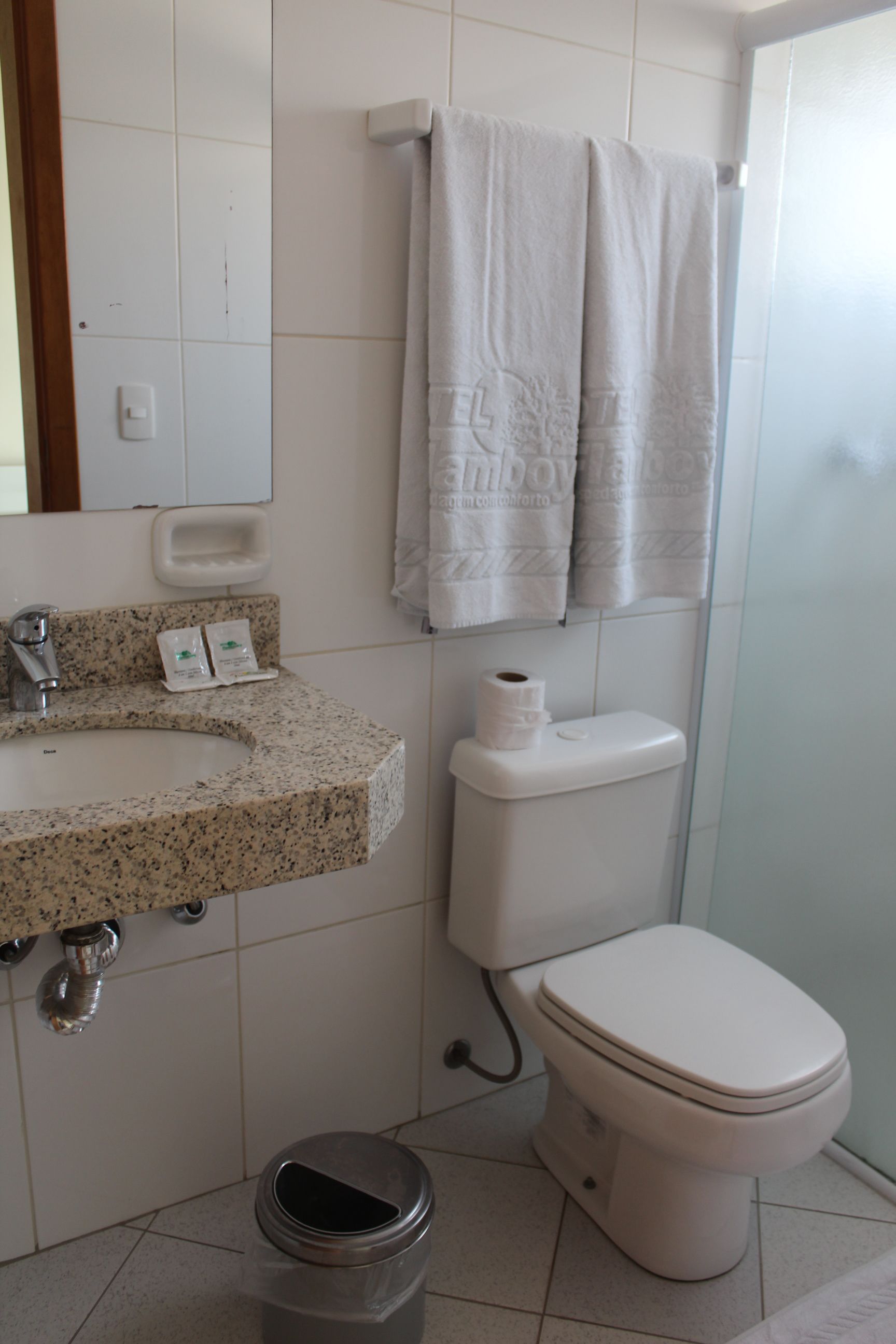 shower, free toiletries, towels