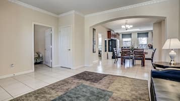 Kondominium Superior, 3 kamar tidur | Area keluarga | TV layar datar