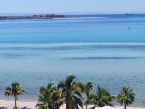 Beach/ocean view - Las Gaviotas Resort (La Paz)