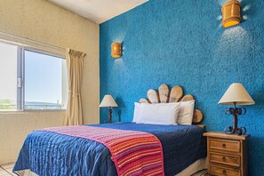 2 bedrooms, Frette Italian sheets, premium bedding, Select Comfort beds