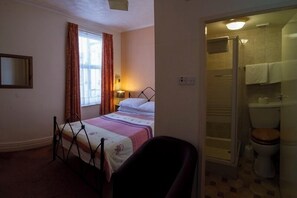 Free WiFi, bed sheets - Brooklands Over 50's Only (Blackpool)