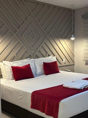 Suite Grand, 1 cama King size | Minibar, escritorio, cortinas blackout y wifi gratis