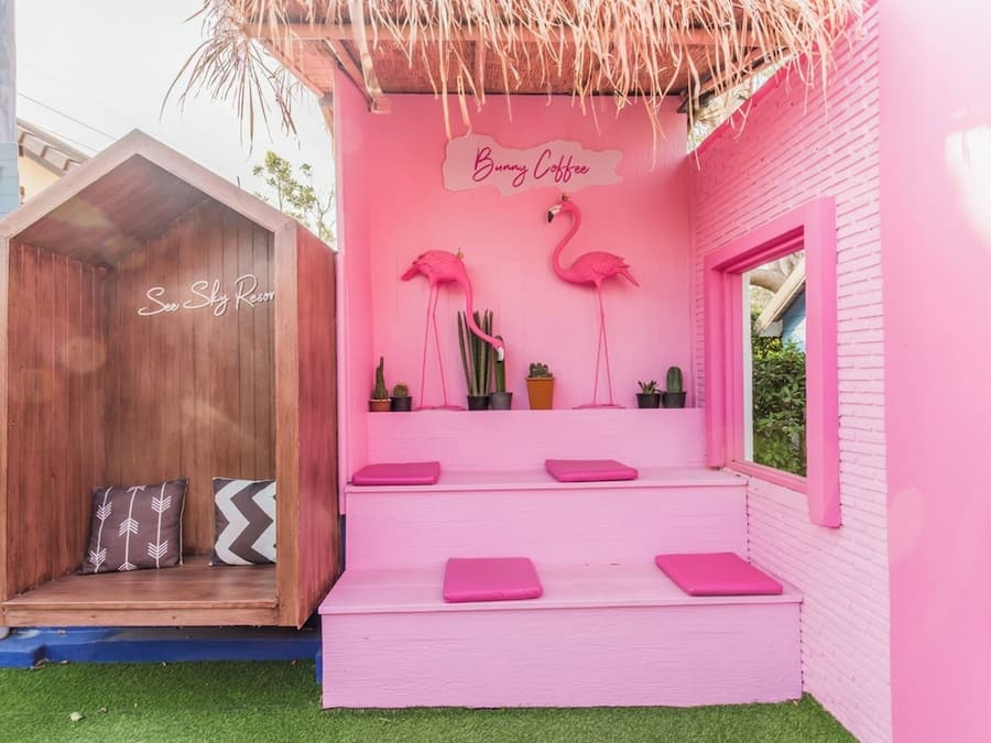 Children's play area - outdoor