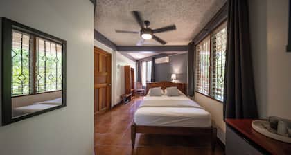 Hotel Villa Del Sol