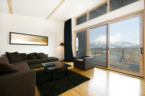 House, 3 Bedrooms | View from room - Forest Estate (Kutchan)